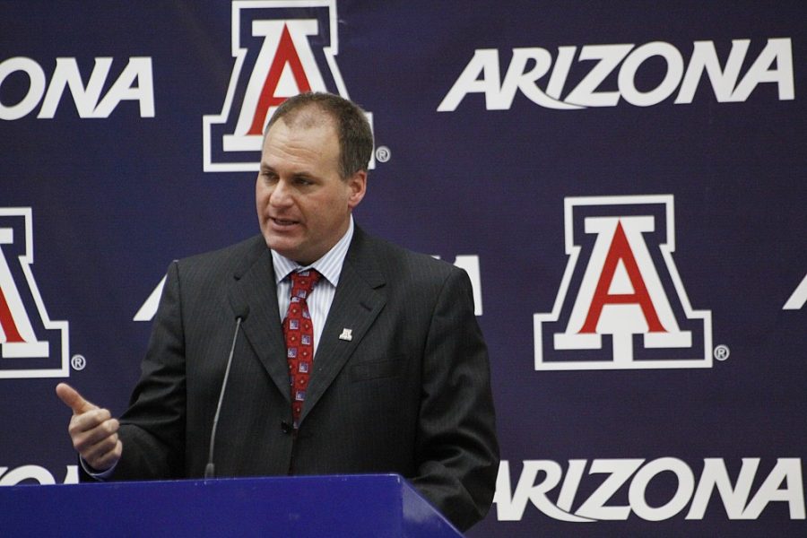 Keith+Hickman-Perfetti%2F+Arizona+Daily+Wildcat%0ARich+Rodriguez+speaks+during+the+press+conference+to+officially+announce+his+appointment+to+the+head+coach+of+UA+football+on+22+Nov.+2011.+%0A%0A