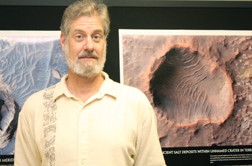 Casey Sapio / Arizona Daily Wildcat

Alfred McEwen portrait for Mars story.