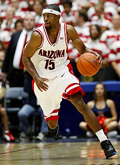 UA point guard Mustafa Shakur pushes the ball up the court during Arizonas 111-56 win over Victoria in an exhibition game Wednesday in McKale Center. Shakur will match up against Virginia point guard Sean Singletary, who he has known since the two were 9, when Arizona opens its season against the Cavaliers in Charlottesville, Va., on Sunday.