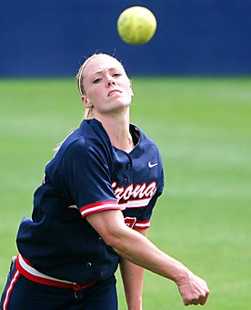 Claire C. Laurence/ Arizona Daily Wildcat

Senior outfielder Autumn Champion throws a ball back to the infields as No. 1 softball defeated No. 10 Louisiana-Layfeyette 4-2 yesterday in Hillenbrand Stadium.