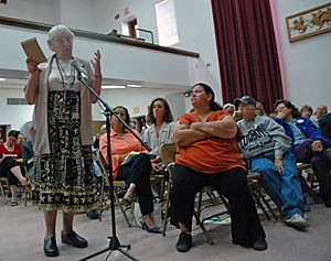 Former UA College of Education professor Yetta Goodman, left, voices her opinion on the No Child Left Behind Act at a community hearing Saturday at Roskruge Bilingual Middle School.