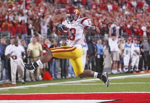 Southern Californias Stafon Johnson dances into the end zone for the winning touchdown in the fourth quarter against Ohio State at Ohio Stadium in Columbus, Ohio, Saturday, September 12, 2009. (Chris Russell/Columbus Dispatch/MCT)