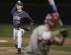 Arizona pitcher Daniel Workman prepares to fire a pitch toward home plate during a 13-4 Wildcat win on Friday night at Sancet Stadium. Arizona hosts No. 19 Oklahoma State for a midweek two-game series starting tonight at 7.