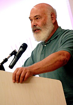 Dr. Andrew Weil, director and founder of the Program in Integrative Medicine, addresses a Well U audience at the SUMC yesterday. Weil spoke optimistically about the future of health in the Tucson population and stated that Tucson is primed to be one of the healthiest cities in America.
