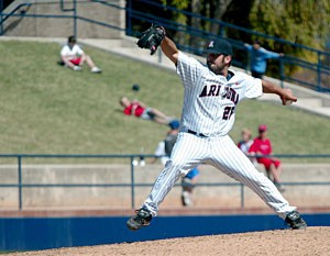 Arizona left-handed pitcher Daniel Schlereth delivers a pitch in Sundays 10-9 win over Sacramento State at Sancet Stadium. The Wildcats batters have been the ones picking up the slack through the teams first two weekends.