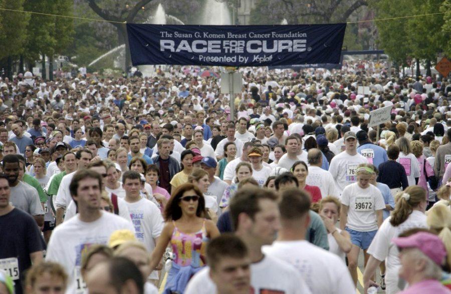 KRT+US+NEWS+STORY+SLUGGED%3A+RACEFORTHECURE+KRT+PHOTOGRAPH+BY+AKIRA+SUWA%2FPHILADELPHIA+INQUIRER+%28May+9%29+PHILADELPHIA%2C+PA+--+Ben+Franklin+Parkway+is+filled+with+the+participating+crowd+during+14th+Annual+Race+for+the+Cure+in+Philadelphia%2C+Pennsylvania%2C+on+Sunday%2C+May+9%2C+2004.+%28nk%29+2004+%28Diversity%29%0A