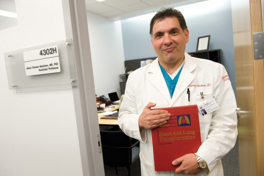 Tyler Besh / Arizona Daily Wildcat

Dr. Gomez-Abraham talks about the revival of the lung transplant program at the UAMC.