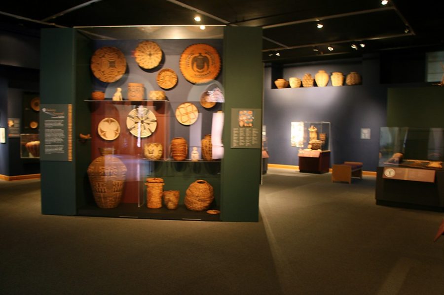 Michaela+Kane+%2FThe+Daily+Wildcat%0A%0AThe+basketry+exhibit+at+the+Arizona+State+Museum+is+showcases+traditional+woven+baskets+for+visitors.+%0A