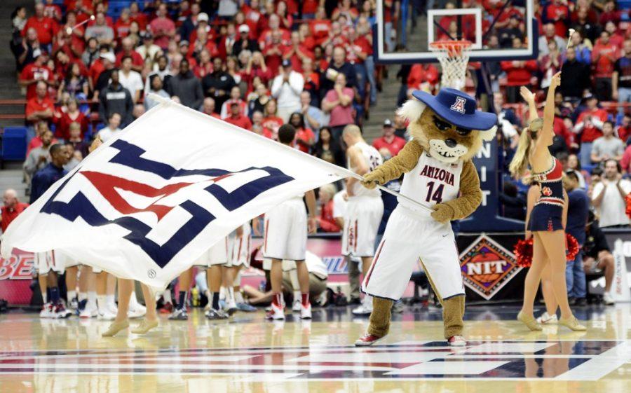 Ryan+Revock+%2F+The+Daily+Wildcat%0A%0AWilbur+waves+the+Arizona+flag+at+the+mens+basketball+game+against+Rhode+Island+on+Tuesday+at+the+McKale+Center.++