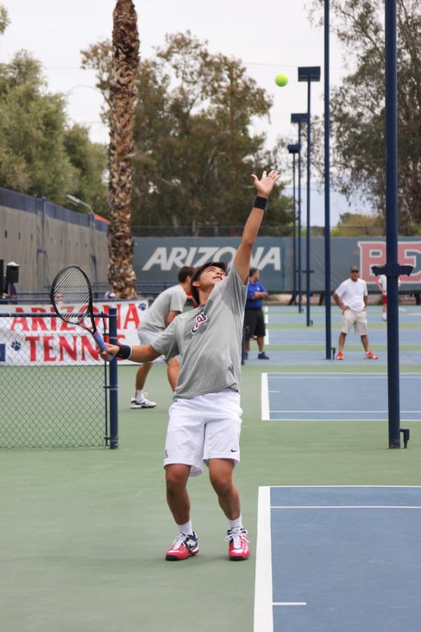Cecilia Alvarez / The Daily Wildcat 

Sophomore Naoki Takeda  gave Arizona a 1-0 lead with partner Sumeet Shinde during their 8-6 win against Stanford at the Robson Tennis Center. The final scores of Sundays match left Arizona with a 4-3 loss. 