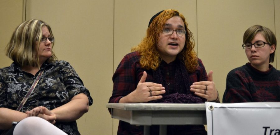 Layla Nicks /  The Daily Wildcat

Jaeline Corona answers questions about the difficulties of dating as a transgendered woman during a trans panel Tuesday. Corona explains that most people are not accepting of her identity. 