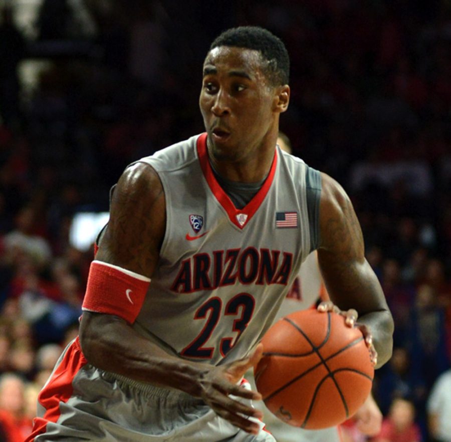 Arizona+mens+basketball+forward+Rondae+Hollis-Jefferson+%2823%29+during+Arizonas+91-65+win+against+Gardner-Webb+on+Tuesday+in+McKale+Center.+Hollis-Jefferson+and+the+Wildcats+have+a+major+matchup+with+the+Gonzaga+Bulldogs+on+Saturday+in+McKale+Center.