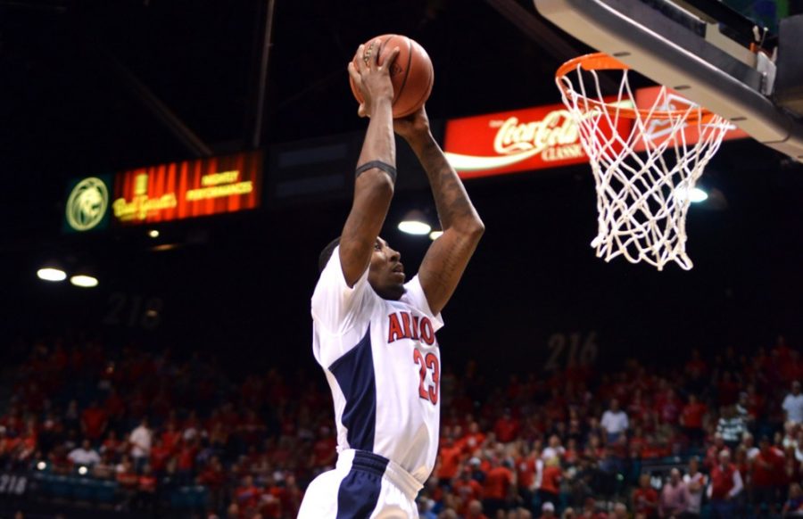 Arizona forward Rondae Hollis-Jefferson get a dunk during Arizonas 73-51 win against California in the MGM Grand Garden Arena in Las Vegas, Nev. on Thursday.