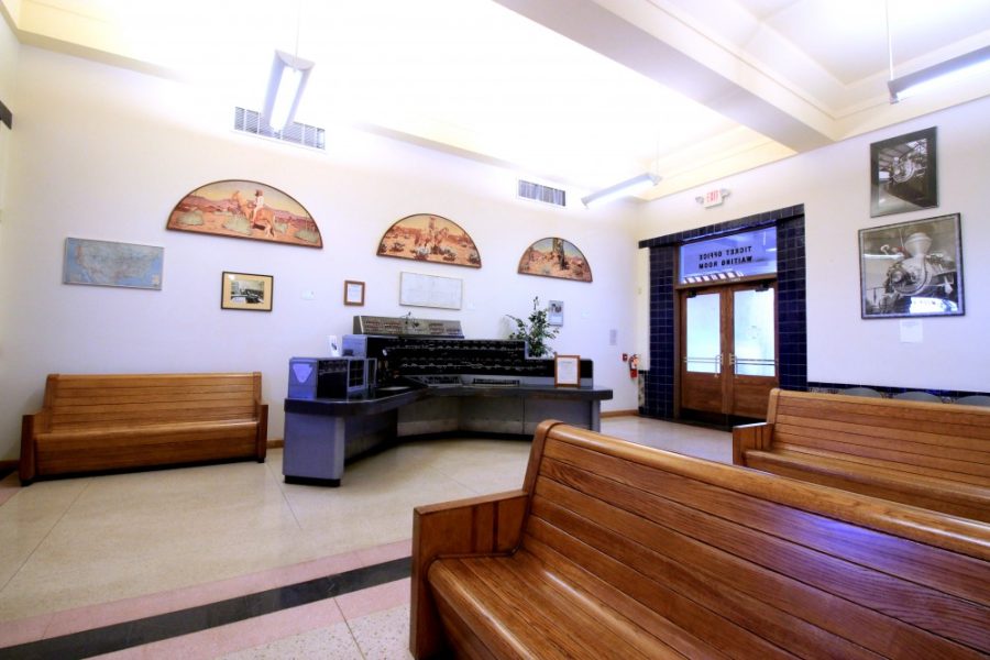 For those looking for a more romantic means of transit, Tucsons Amtrak train station offers travelers a true taste of transportation. Located on 400 N. Toole Ave., Amtrak is the only passenger train depot in Tucson.