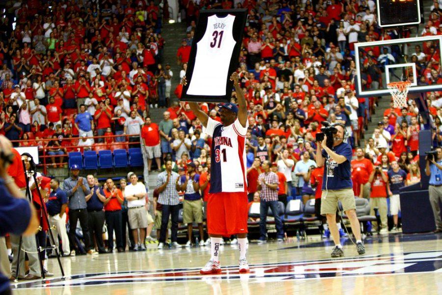 Jason Terry was the Pac-10 Player of the Year and consensus first-team All-American in 1999, and a member of the 1997 Arizona national championship team.