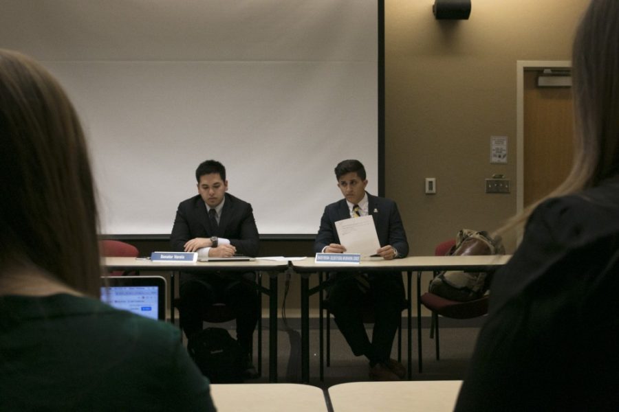 ASUA senators discuss amending their own constitution in regards to college-specific senators on Jan 25. Elections for senators and ASUA executives will take place this semester from Feb. 28 to Mar. 1.