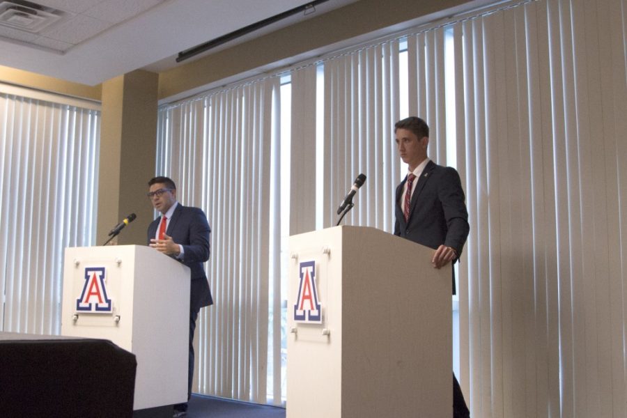 Candidates Stefano Saltalamacchia and Matt Lubisich during the ASUA Presidential Debate on Monday, Feb. 27.