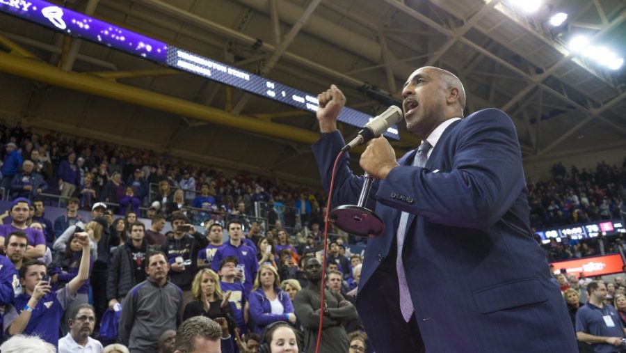 Coach+Romar+thanks+the+fans+for+coming+out+for+their+last+home+game+and+their+continue+support+throughout+the+season.+