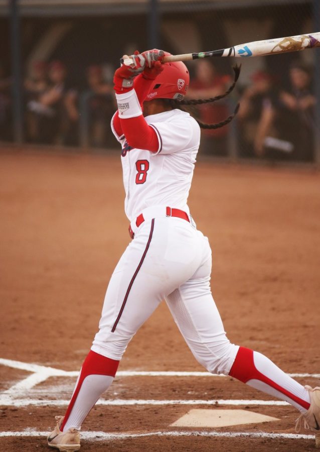 Arizona+catcher+Dejah+Mulipola+%288%29+at+bat+during+the+softball+game+against+Stanford+on+April+7+at+Hillenbrand+Memorial+Stadium.+The+Wildcats+swept+the+Cardinal+3-0.