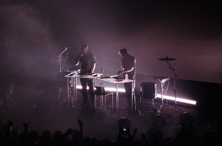 Odesza performing at the Arlington Theater on 16 April 2015. 
