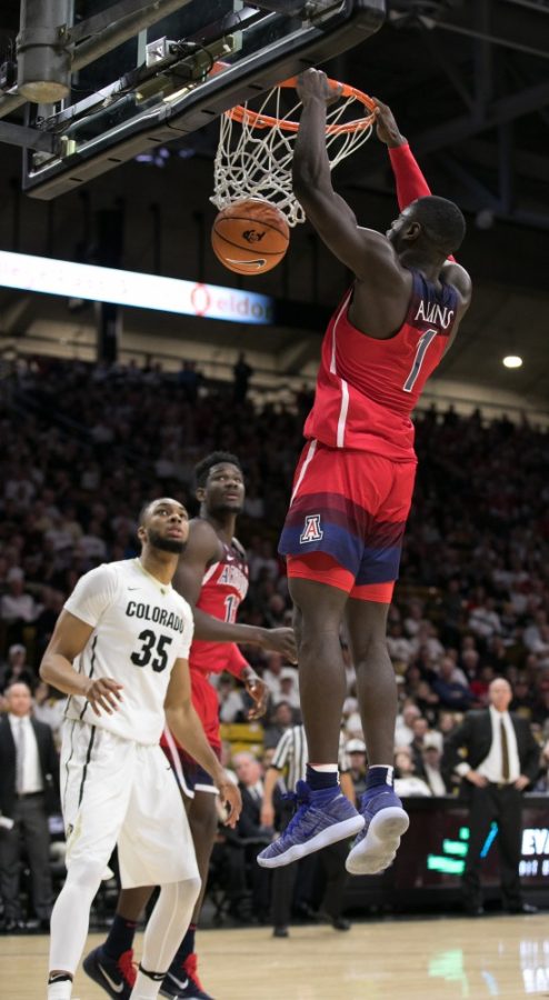 Arizonas+Rawle+Alkins+dunks+the+ball+in+the+first+half+of+the+UA-Colorado+game.+Alkins+has+three+points+in+the+half.