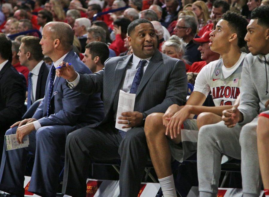Former+Arizona+assistant+coach+Emanuel+Book+Richardson+was+arrested+on+corruption%2C+fraud+charges+by+the+FBI+on+Sept.+26%2C+in+what+is+expected+to+be+one+of+the+largest+scandals+in+collegiate+sports+history.