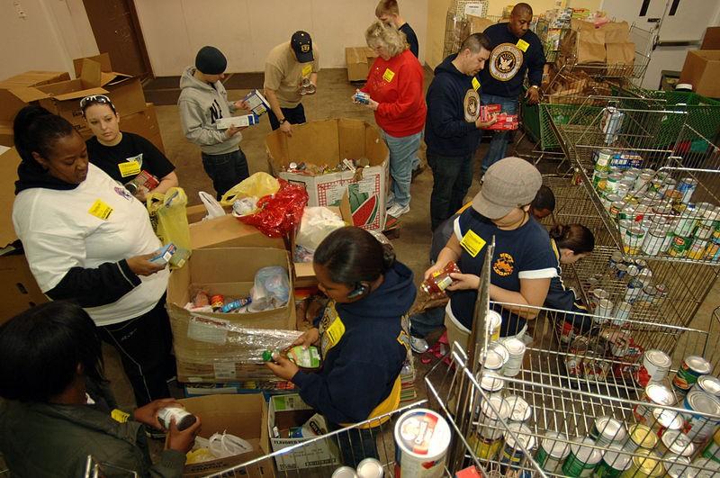 NORFOLK+%28Feb.+19%2C+2009%29+Sailors+sort+through+food+items+checking+expiration+dates+while+volunteering+at+The+Food+Bank+of+Southeastern+Virginia.+The+volunteer+project+was+part+of+a+two-day+training+conference+at+Naval+Station+Norfolk+to+promote+the+Navys+Community+Service+Program.+%28U.S.+Navy+photo+by+Mass+Communication+Specialist+3rd+Class+Maddelin+Angebrand%2FReleased%29
