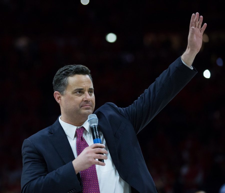 Arizona+Basketball+Head+Coach+Sean+Miller+gives+a+speech+after+clinching+the+Pac-12+regular+season+title+after+the+Arizona-Cal+game+on+Saturday%2C+March+3+in+McKale+Center.