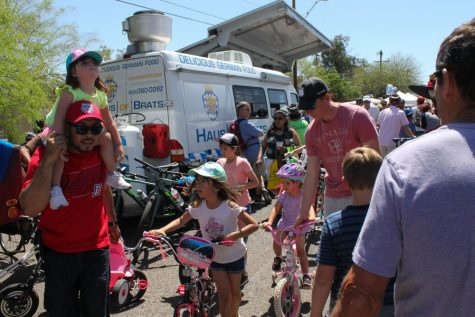 Cyclovia Tucson aims to achieve six goals including the ability to enhance the brand and identity of greater Tucson as a progressive urban community and increase the health and activity of Tucson area residents. Cyclovia took place this Sunday, April 8 from 10 a.m. to 3 p.m in downtown Tucson.