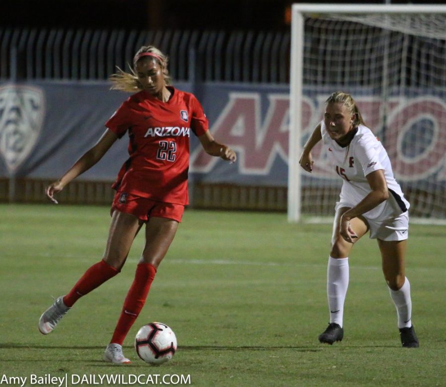 Arizona forward Jada Talley does a step-over to beat Fullertons defense during the Arizona- Cal State Fullerton game at Mulchay Stadium on Sept. 14, 2018, in Tucson, Ariz. The Wildcats won the game 2-1.