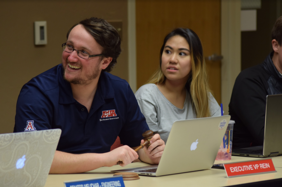 Matthew Rein, executive vice president of the Associated Students of the University of Arizona, and Eller College of Management Senator Michelle Mendoza at the ASUA meeting on February 20. ASUA serves as the student government for the University of Arizona.