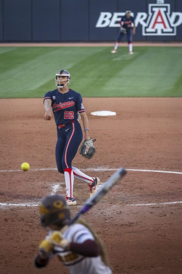 Alyssa Denham (22) on the mound at Rita Hillenbrand Stadium on Saturday, March 30, 2019. No. 11 Arizona softball run-ruled 17th-ranked Arizona State for the second-straight night.