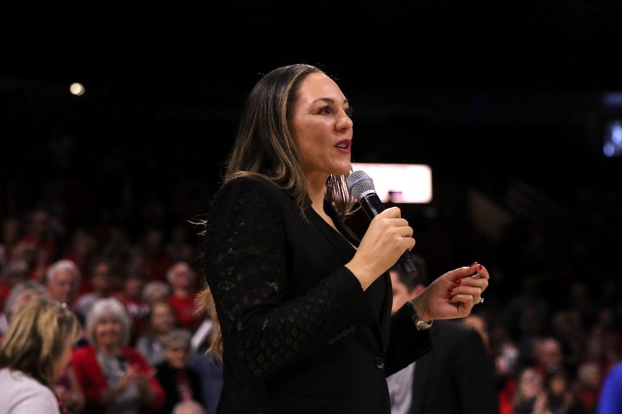 +Women%26%238217%3Bs+Basketball+team+head+coach%2C+Adia+Barnes%2C+speaking+after+the+game.+Barnes+thanked+the+Arizona+crowd+for+their+support+all+season.%0A