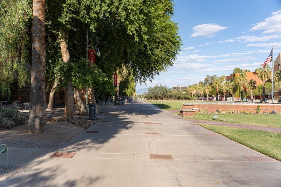 The+sidewalk+between+the+University+of+Arizonas+Student+Union+Memorial+Center+and+the+UA+Mall+on+Aug.+10%2C+2020.+Both+in-state+and+out-of-state+students+will+love+UArizonas+beautiful+campus.