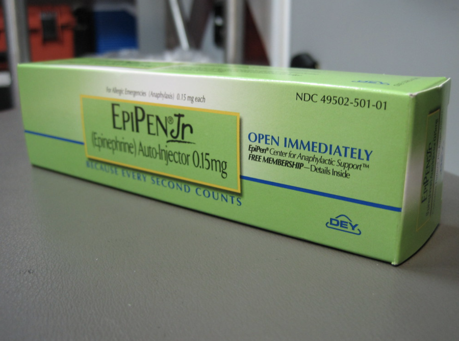 EpiPens+have+been+used+for+decades+as+a+way+to+give+epinephrine+and+treat+anaphylaxis.+However%2C+Palforzia+is+the+only+FDA-approved+product+in+the+world+that+provides+a+unique+set+of+treatment+plans+to+weaken+severe+allergic+reactions+due+to+a+peanut+allergy.+EpiPen+Jr.+%281%29+by+intropin+is+licensed+with+CC+BY-NC+2.0.