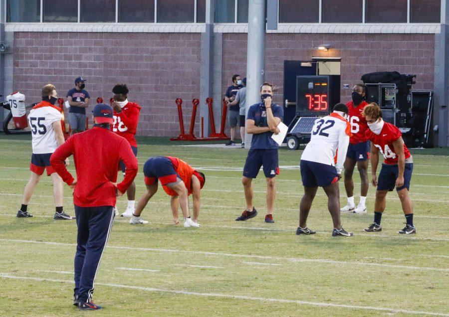The Arizona football team practicing for the first time in the fall semester since the pandemic at the University of Arizona in Tucson, Ariz., Thursday, Oct. 15, 2020. (Daily Wildcat Photo/Lauren Salgado)