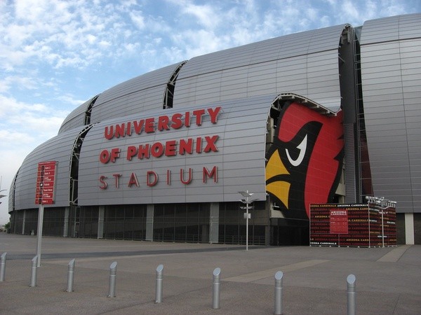 University of Phoenix Stadium, Home of the Arizona Cardinals (3) by Ken Lund is licensed under CC BY-SA 2.0