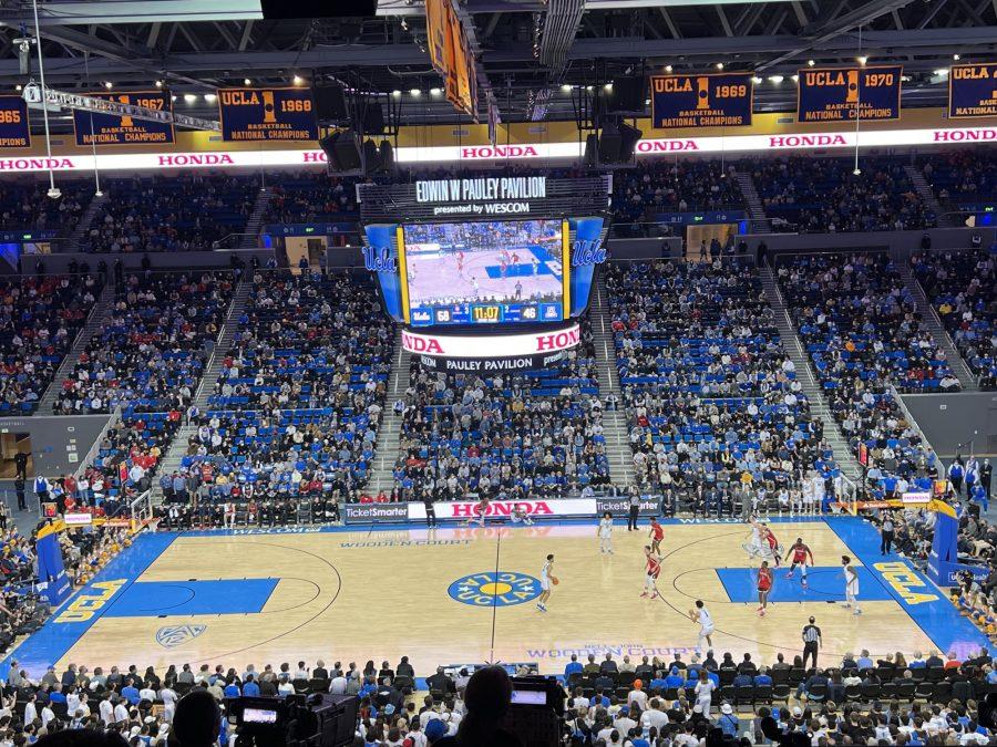 The Arizona Wildcats mens basketball team faced off against the UCLA Bruins on Tuesday night January 25, in Los Angeles, California. 