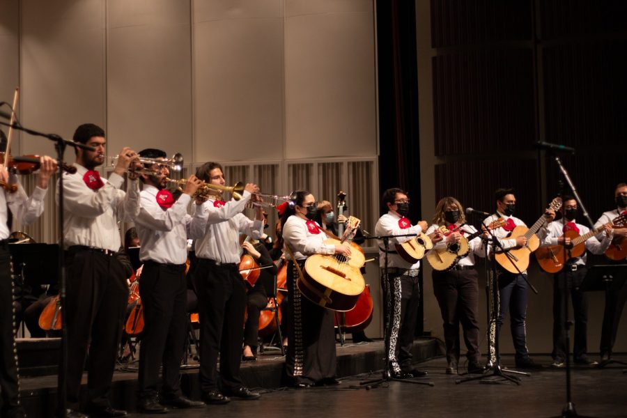 Mariachi+Arizona+performing+on+stage+with+the+Arizona+Symphony+Orchestra+in+March+2022.+%28Courtesy+Mindi+Acosta+and+the+Fred+Fox+School+of+Music%29