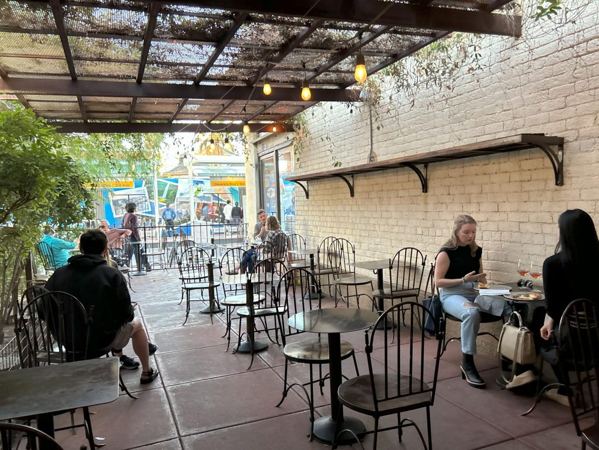 Restaurant-goers enjoy outdoor seating at Time Market on Nov. 10. The market is located at 444 E University Blvd. and is pet-friendly.
