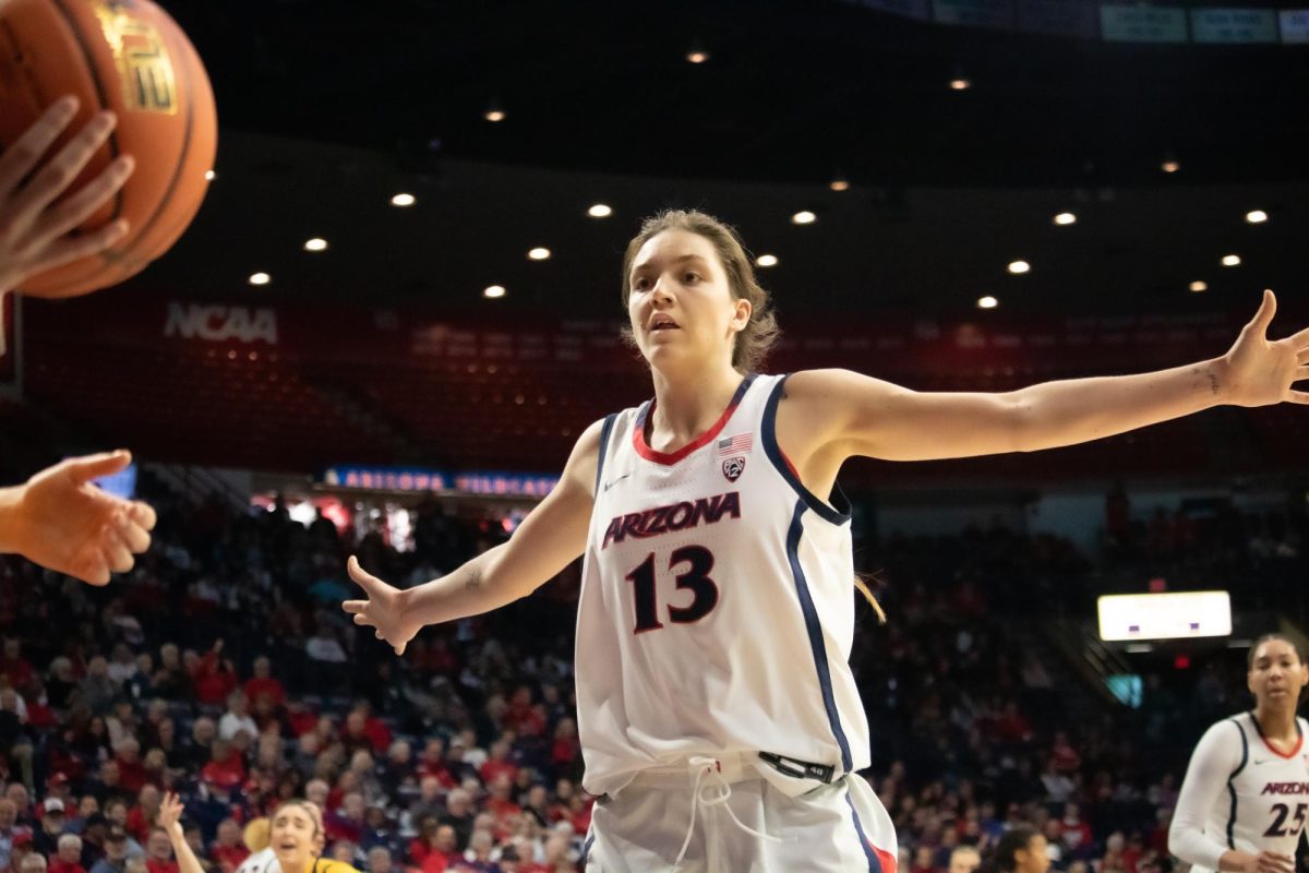 Helena+Pueyo+stretches+her+arms+in+offense+against+Cal+on+Jan.+26+in+McKale+Center.+Pueyo%E2%80%99s+two+game+steals+put+her+at+fourth+in+program+history+for+all-time+career+steals.%0A
