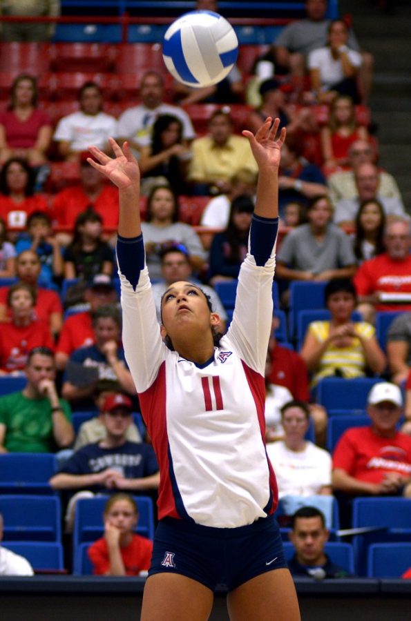 Colin Prenger / Arizona Daily Wildcat
Setter Chloe Mathis during the UA Womens Volleyball match against Washington State Sunday, Sept. 25, at the McKale Center. The UA volleyball team beat WSU in the second set. The photos were taken on Sept. 25.