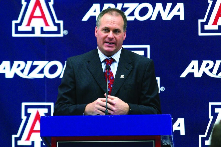 Annie+Marum%2F+Arizona+Daily+Wildcat%0A%0A%0AAthletic+Director+Greg+Bryne+announced+his+new+hire+for+the+2012+football+season%2C+Rich+Rodriquiz+at+the+official+press+conference+and+McKale+center+Tuesday+Nov.+22.