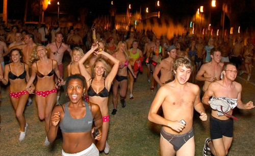 Gordon Bates / Arizona Daily Wildcat
Hundreds of students in their undies take over the UA Mall as an ice breaker for homecoming November 5, 2009. Another such event on the mall is scheduled for Saturday, where students come wearing clothes they plan to donate so that they can bare down before joining the run.