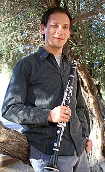 Clarinetist Dominic Livigni likes to exploit the expressive power of the clarinet when hes not eating sushi or admiring the color blue. Livigni teaches a program called Opening Minds Through the Arts.