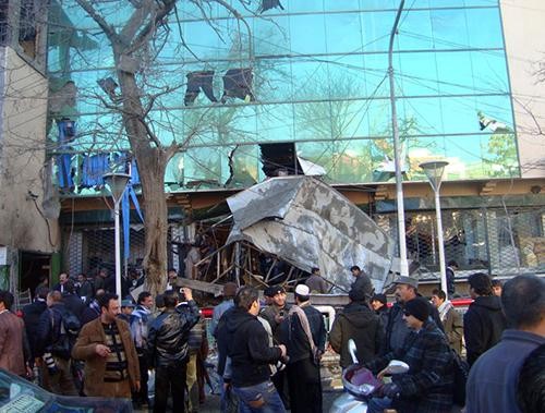 A suicide attacker blew himself up in the entrance of a Kabul shopping mall on Monday, killing two and injuring two others according to security officials. 