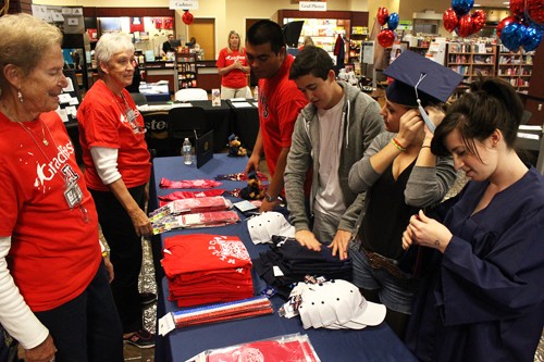 Lisa Beth Earle/ Arizona Daily Wildcat

GradFest at the UABookstore. Tuesday, Oct.26.