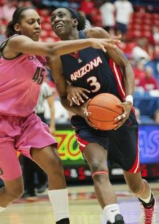 Arizona forward Ify Ibekwe drives through the lane during a 68-44 UA win against Oregon on Feb. 7 in McKale Center. Ibekwe, the Wildcats most consistent offensive threat this season, scored a career-high 27 points in Sundays win against USC in Los Angeles.