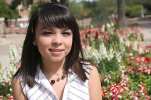 Lissette Velasquez, a senior majoring in molecular and cellular biology, is one of six UA students presenting research at a national conference tomorrow.