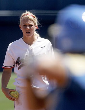 Arizona pitcher Taryne Mowatt stares down a batter during a 2-1 loss to then-No. 4 UCLA at Hillenbrand Stadium on April 13. Mowatt and the Wildcats look to get back to their winning ways as they host Oregon tonight at 7 and Oregon State tomorrow and Sunday. 